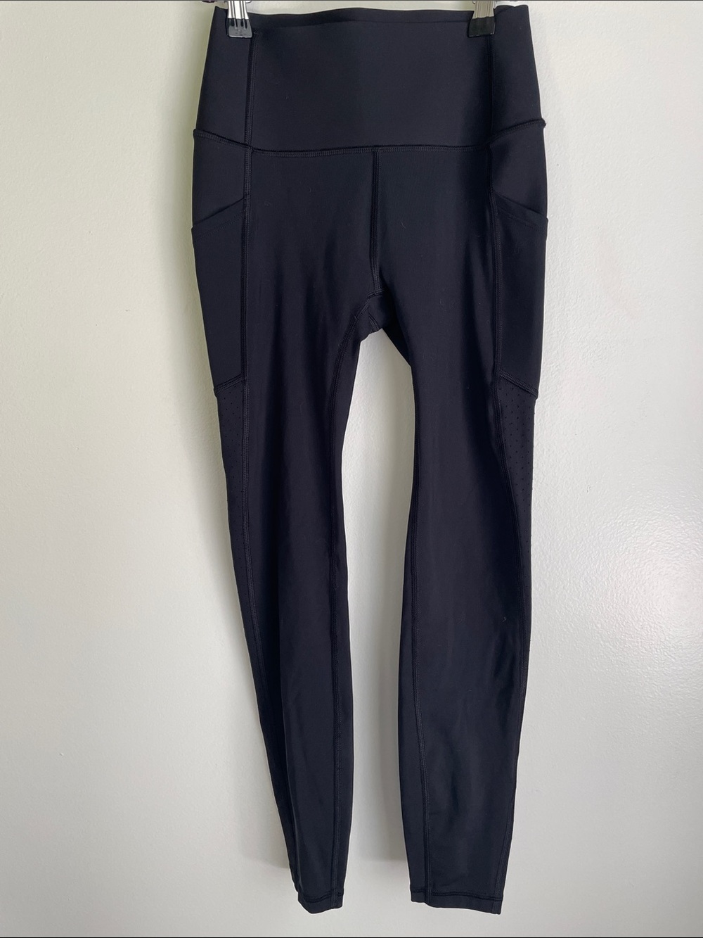 GapFit Sculpt Black High-Waist Compression Leggings